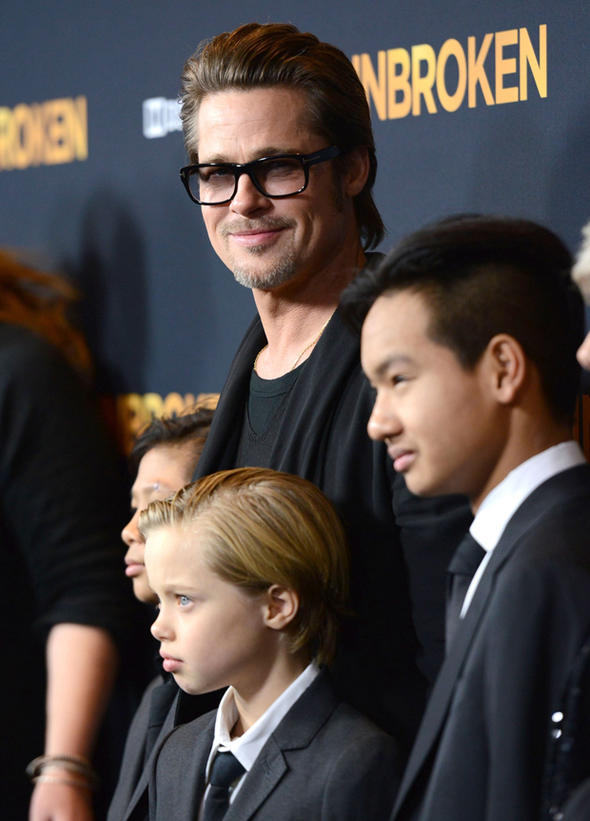 Çocukları Brad Pitt'e sırt çevirdi