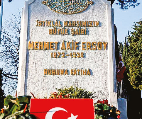 Kültür ve sanatın çınarlarına büyük vefa