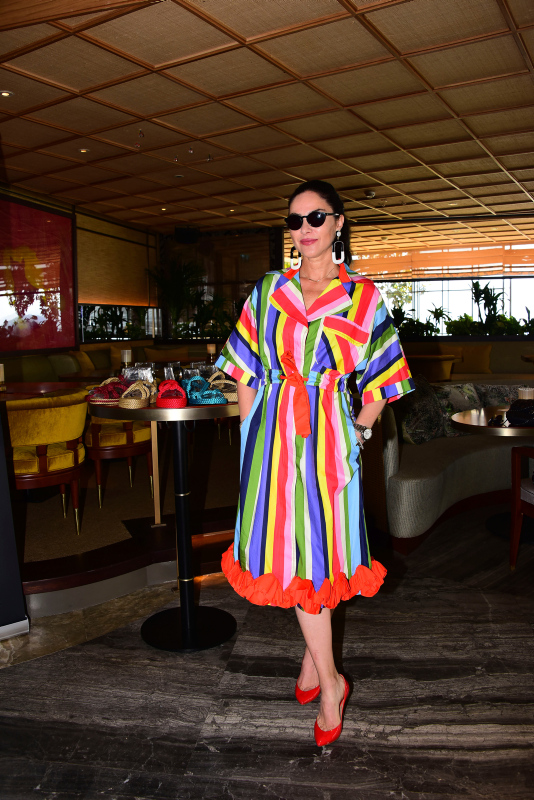 Ayşe Kucuroğlu'nun Yunan aşkı