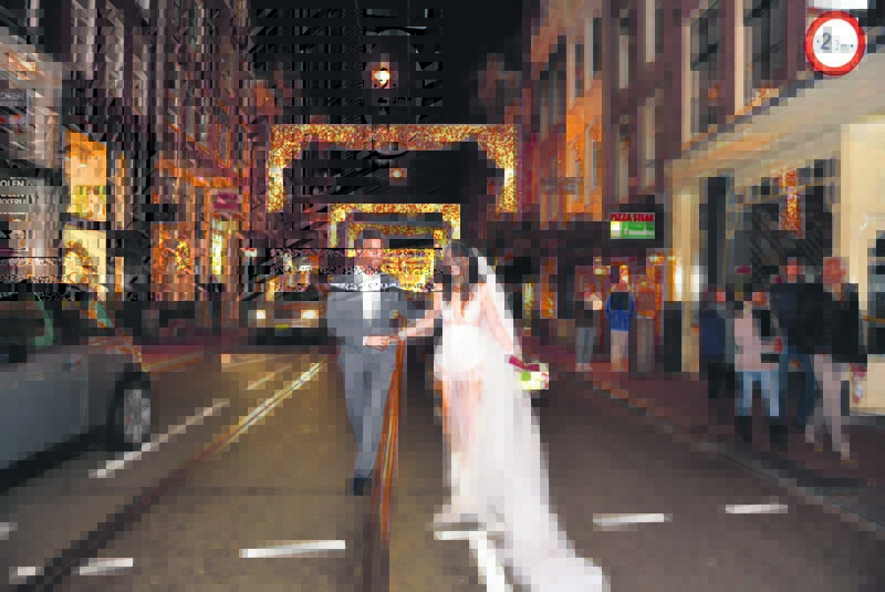 Sinan Akçıl'dan Burcu Kıratlı'ya aşk dolu paylaşım