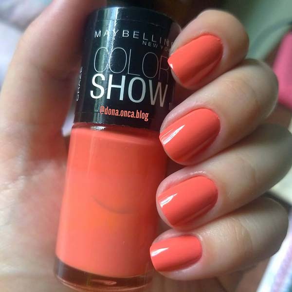 Kozmetikte yılın rengi: Canlı mercan