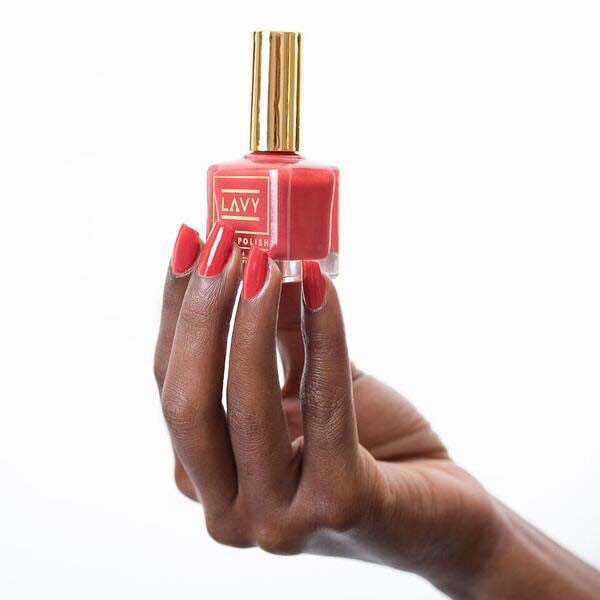 Kozmetikte yılın rengi: Canlı mercan