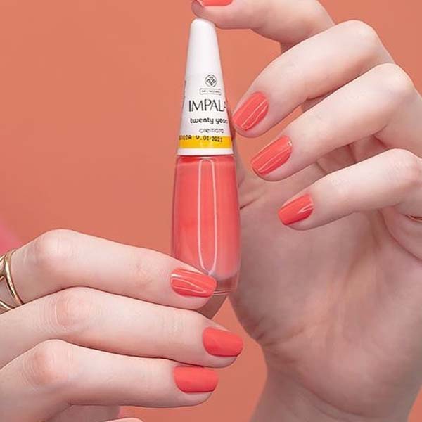 Kozmetikte yılın rengi: Canlı mercan