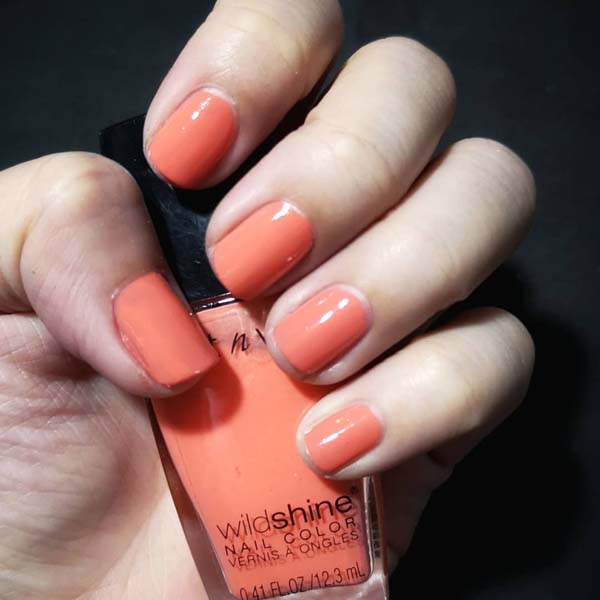 Kozmetikte yılın rengi: Canlı mercan