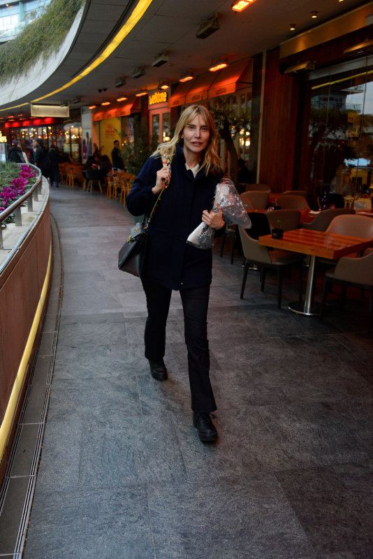 Elif Dürüst ışıltısı