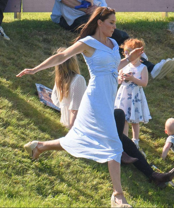 Kate Middleton hamile mi?