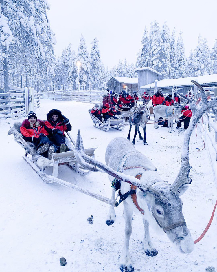 Arzu Sabancı'nın devam eden Finlandiya tatili