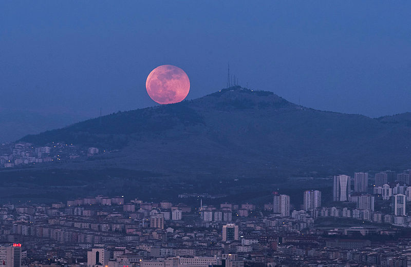 Süper Kanlı Kurt Ay Tutulması nedir, ne zaman gerçekleşecek?