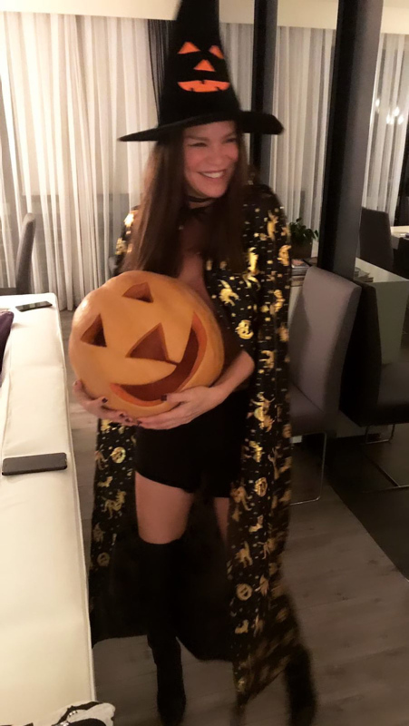 Ebru Şallı 42 yaşında girdi