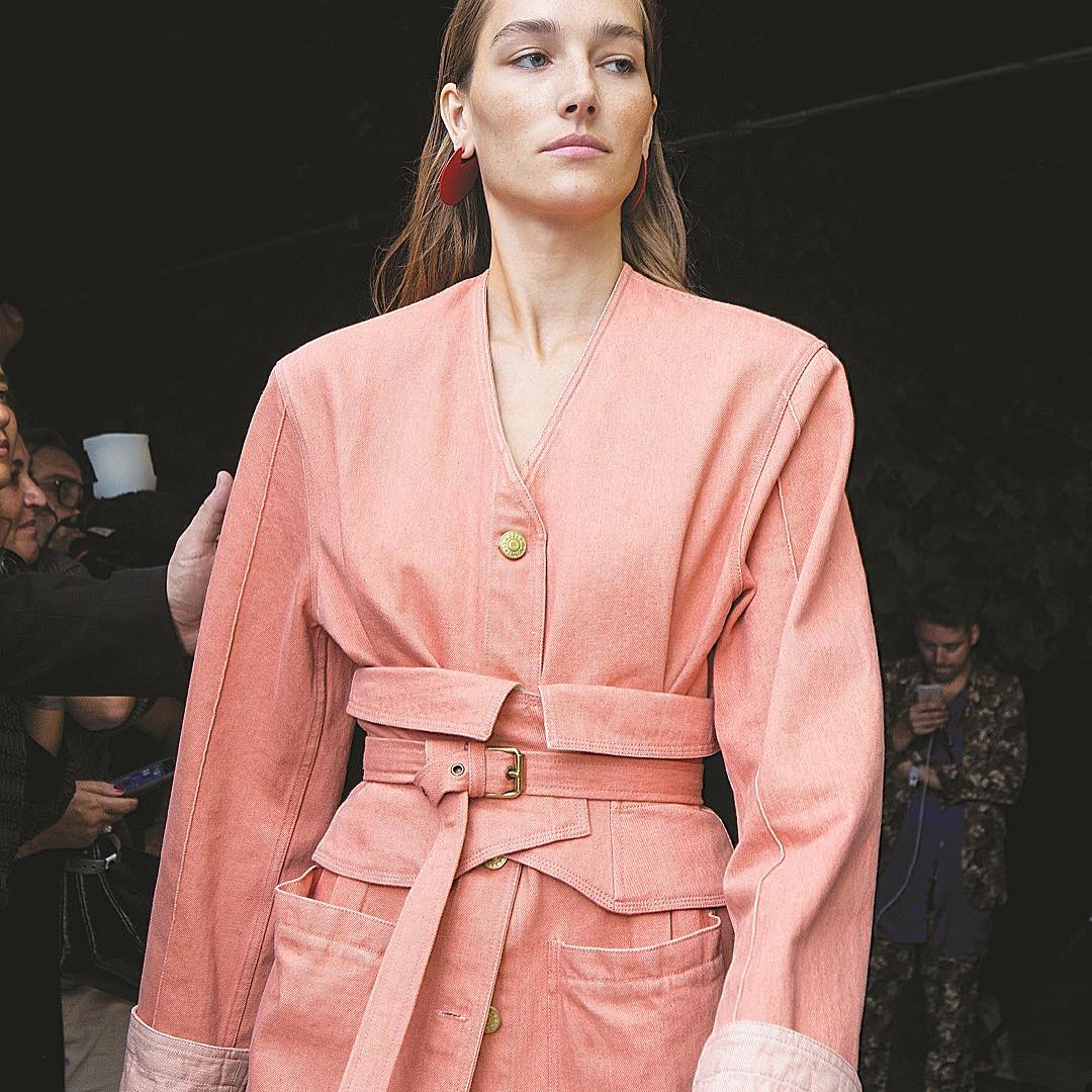 En dikkat çeken 2019 moda renkleri