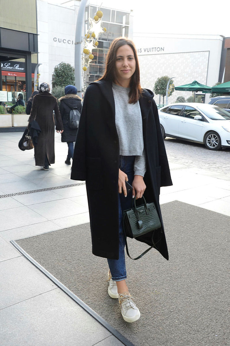 Zehra Çilingiroğlu 21 yaşında