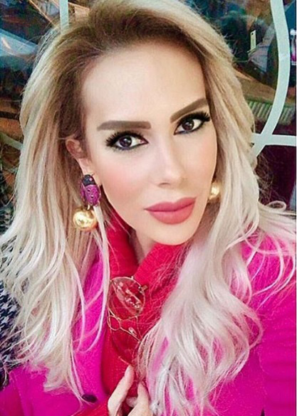 Hande Acar'ın pembe şıklığı