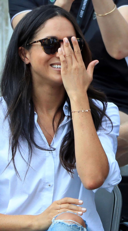 Meghan Markle, Kraliyet kurallarını yıkmaya devam ediyor