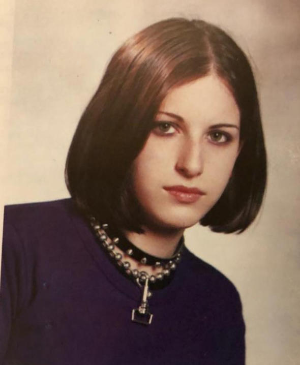 Selin İmer'in yıllar önceki hali çok şaşırttı