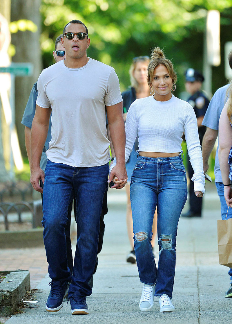 Jennifer Lopez ve Alex Rodriguez aşkının 2. yılı