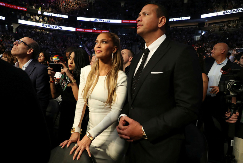 Jennifer Lopez ve Alex Rodriguez aşkının 2. yılı