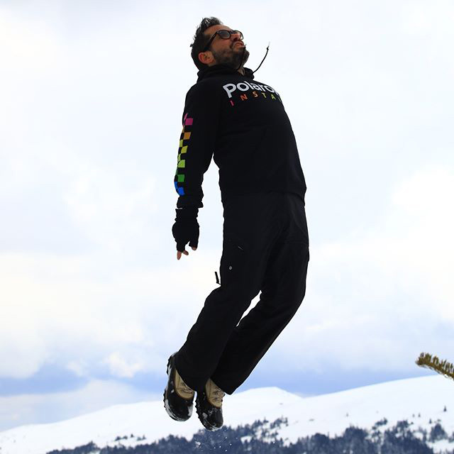 Ozan Doğulu'nun kayak keyfi