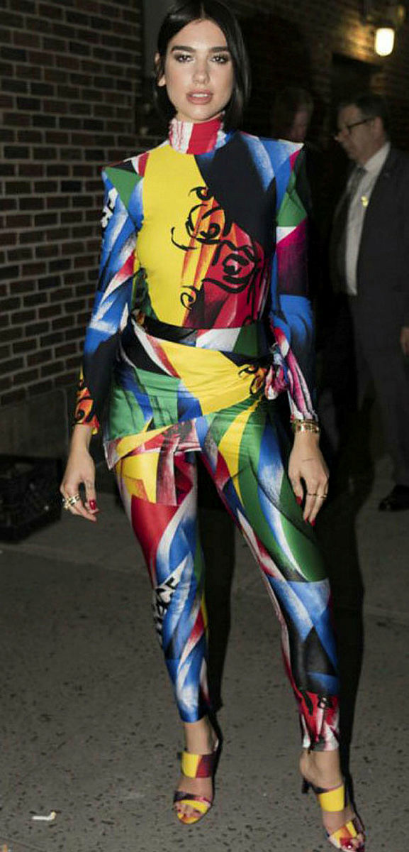 Dua Lipa objektfilere takıldı