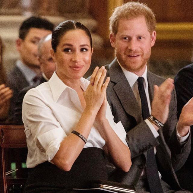 Prens Harry ve Meghan Markle ödül töreninde görüntülendi