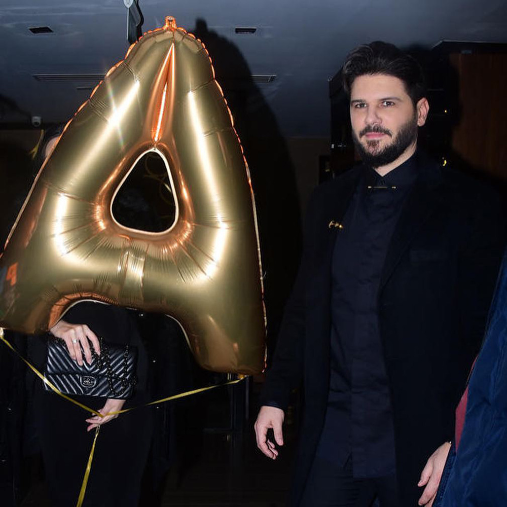 Tolgahan Sayışman'dan çifte süpriz