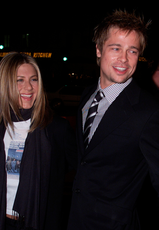 Jennifer Aniston ve Brad Pitt 15 yıl aradan sonra tekrar bir araya geldi