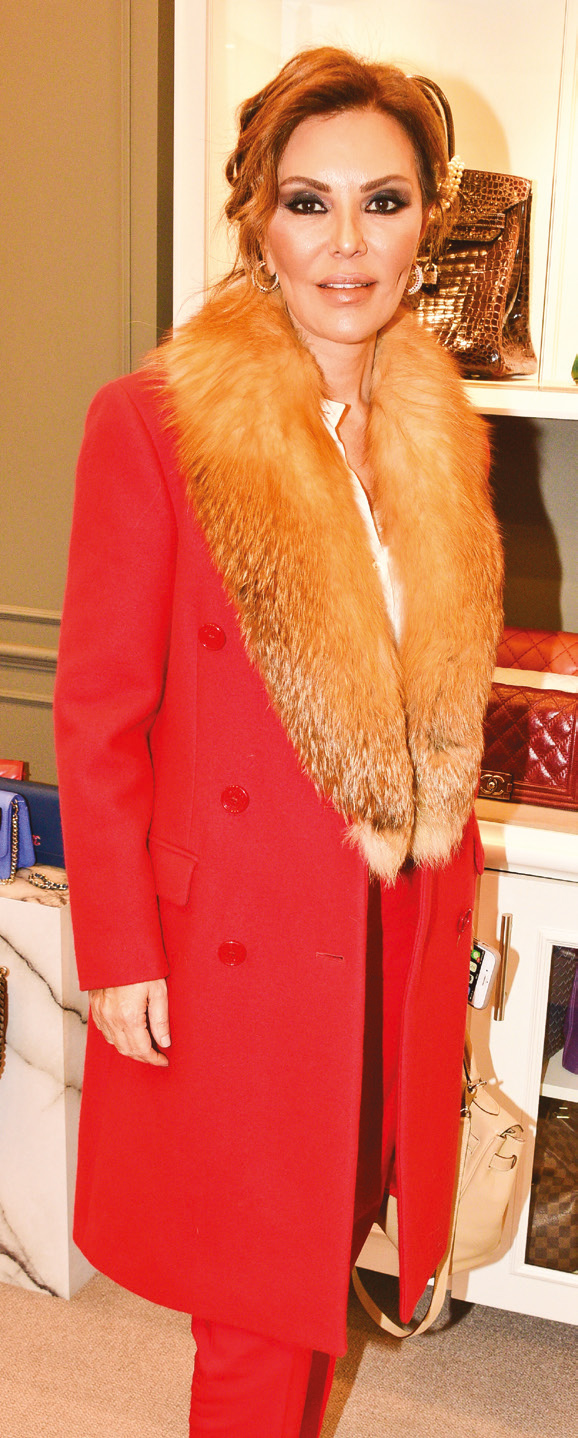 Üçüncü mağazasını açtı