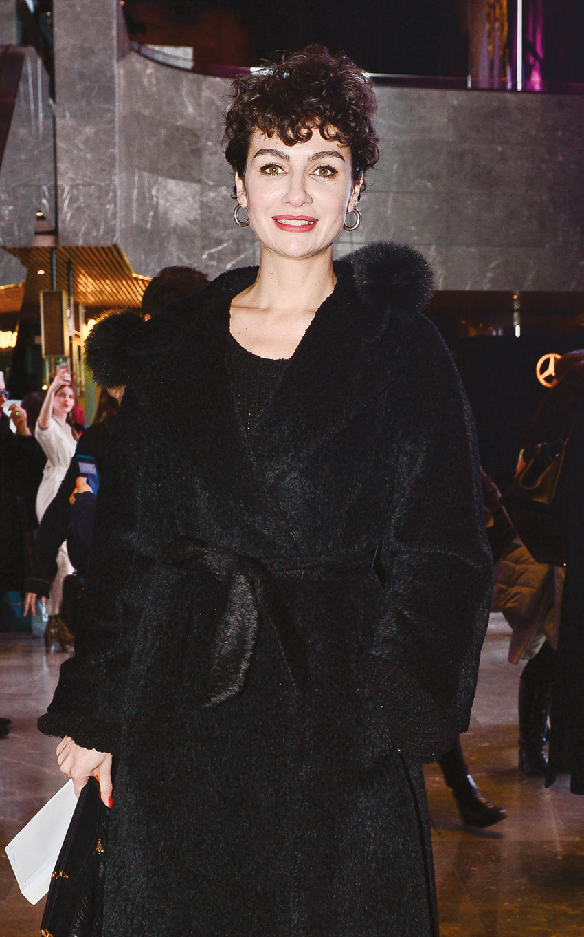 Yıldızlarla dolu müzikale yoğun ilgi