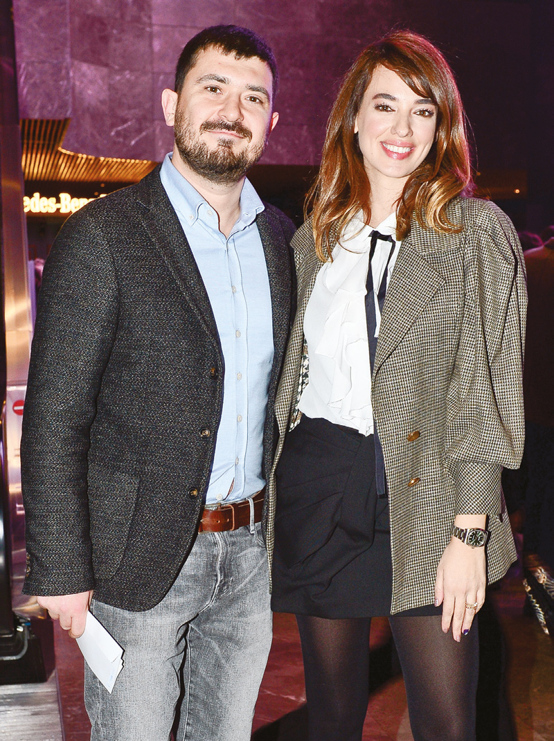 Yıldızlarla dolu müzikale yoğun ilgi