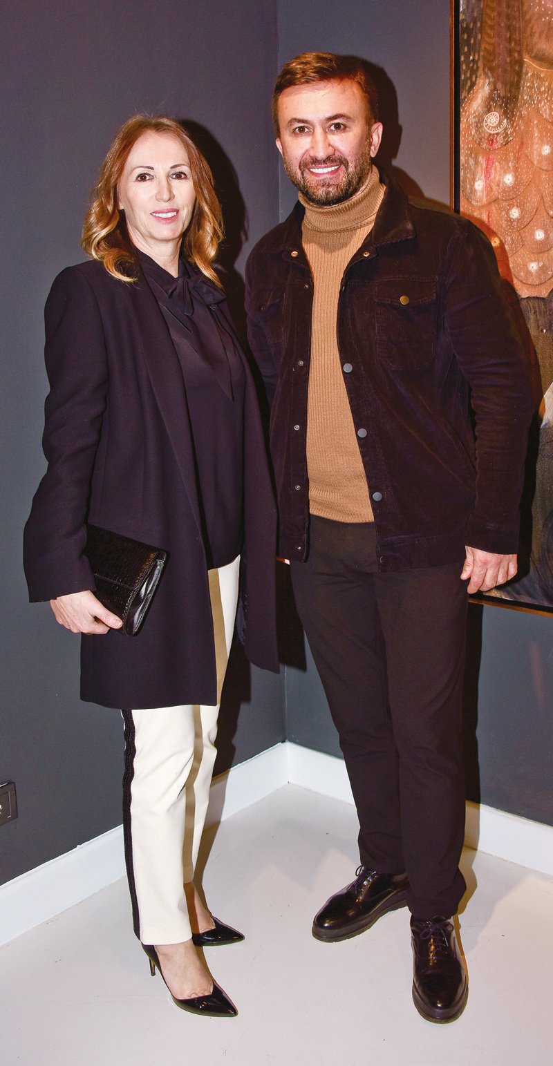 Baba-kızın ortak sergisi