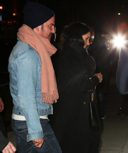 Kraliyet Ailesi'nden Meghan Markle'a izin çıktı