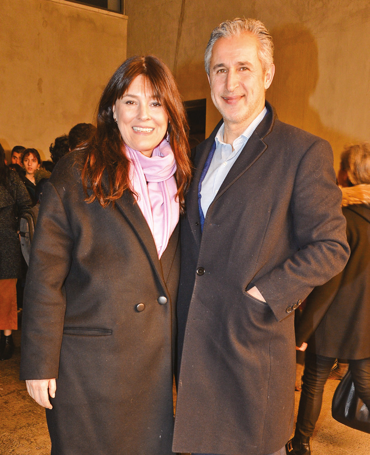 Sanatseverleri buluşturan sergi