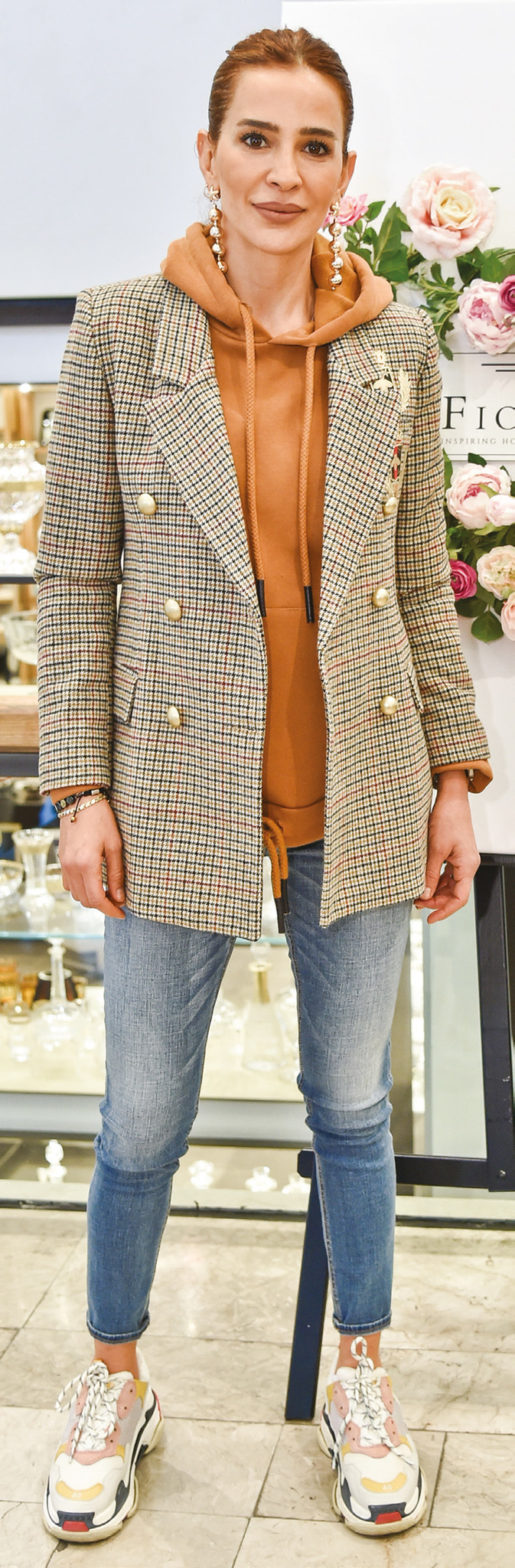 Mis kokulu davette bir araya geldiler