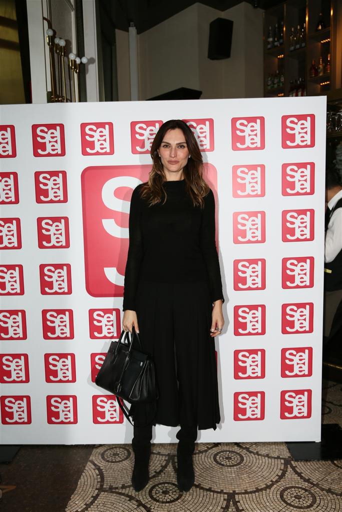 Tanıtımda bir araya geldiler