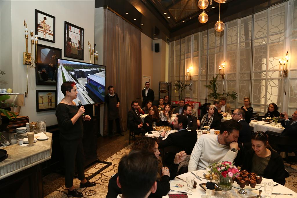 Tanıtımda bir araya geldiler