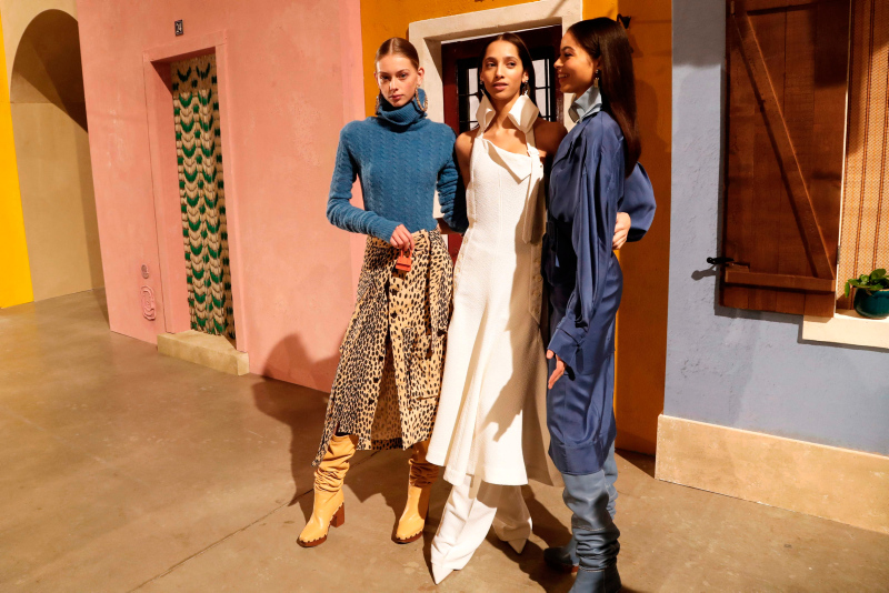 Paris Moda Haftası’nda Jacquemus rüzgarı