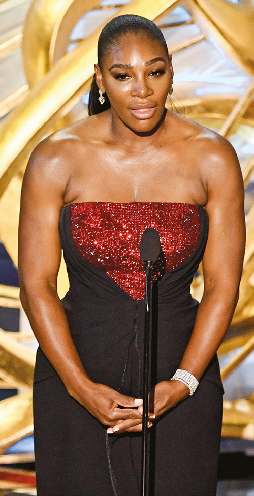 Sürprizlerle dolu bir tören