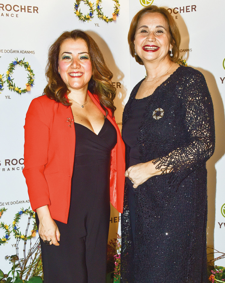 Kozmetik markasında 60. yıla özel davet 