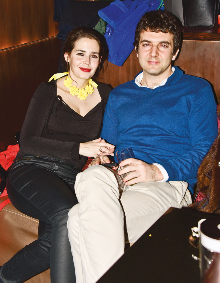 Kozmetik markasında 60. yıla özel davet 