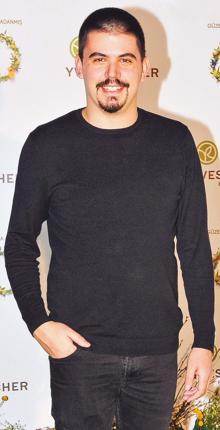 Kozmetik markasında 60. yıla özel davet 