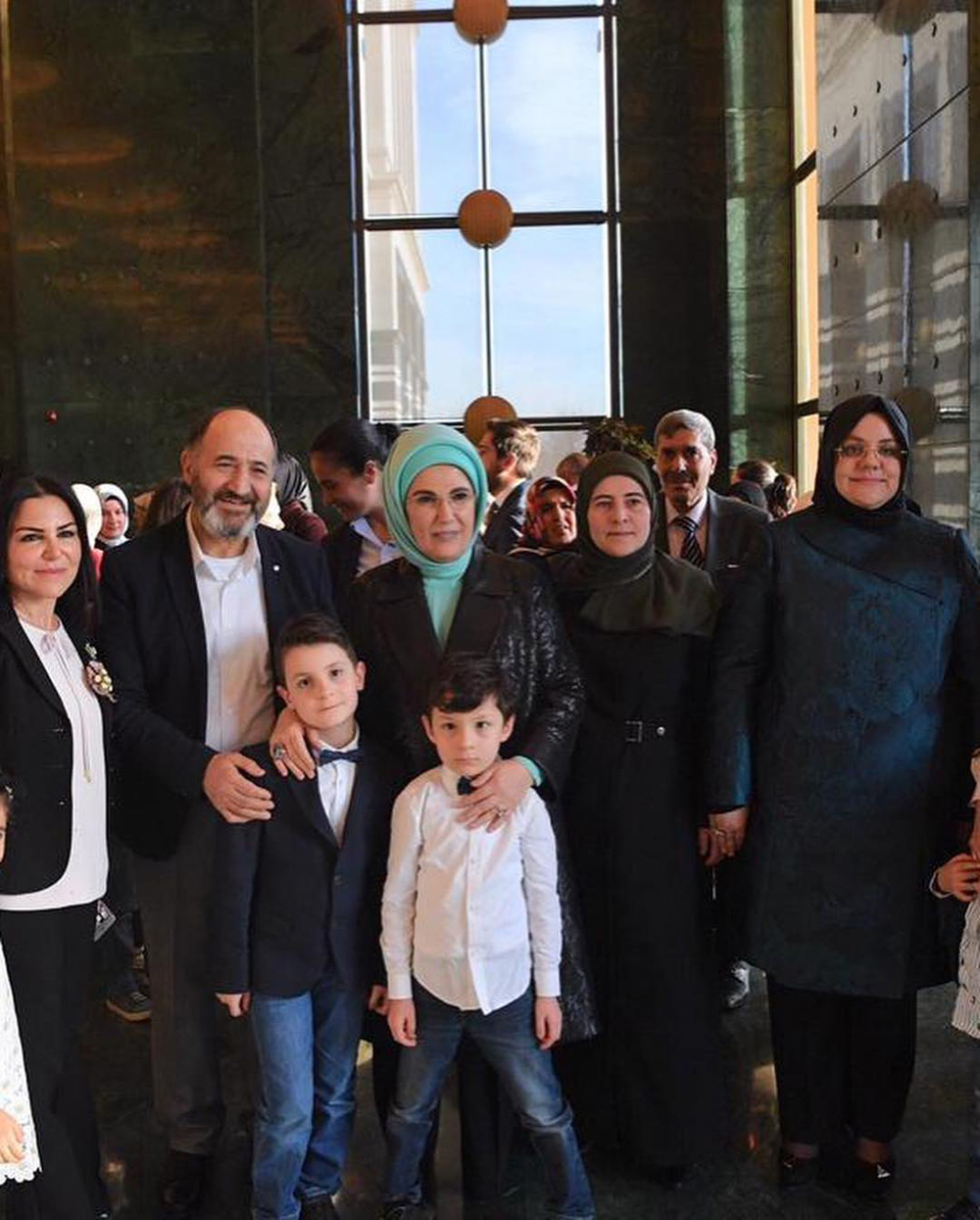 Emine Erdoğan '8 Mart dünya Kadınlar Günü' etkinlikleri kapsamında davet düzenledi