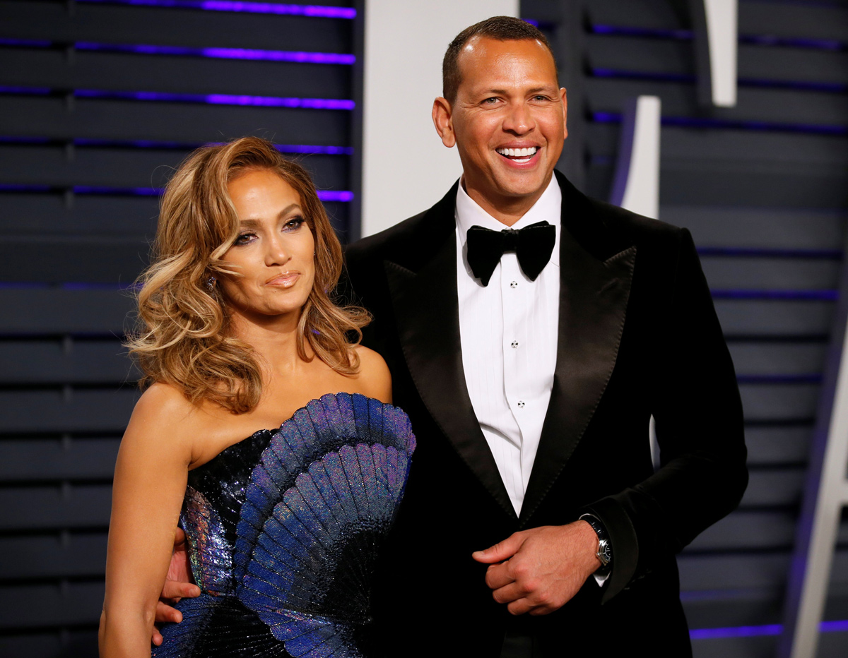 Dünyaca ünlü yıldız Jennifer Lopez Aldatılıyor mu?