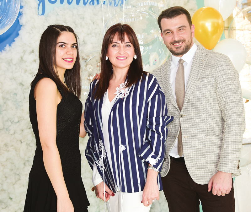 Yeni ürünler ünlü annelere tanıtıldı