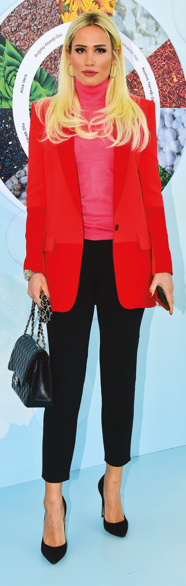 Yeni ürünler ünlü annelere tanıtıldı