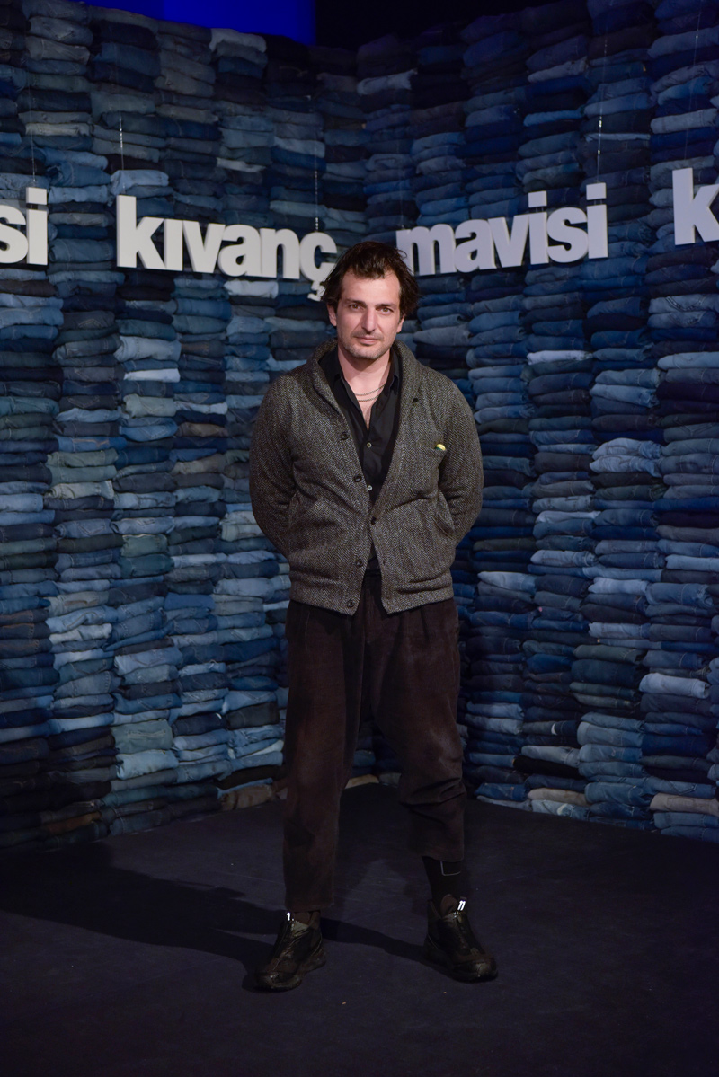 Mavi ve Kıvanç Tatlıtuğ’dan ses getiren gece!