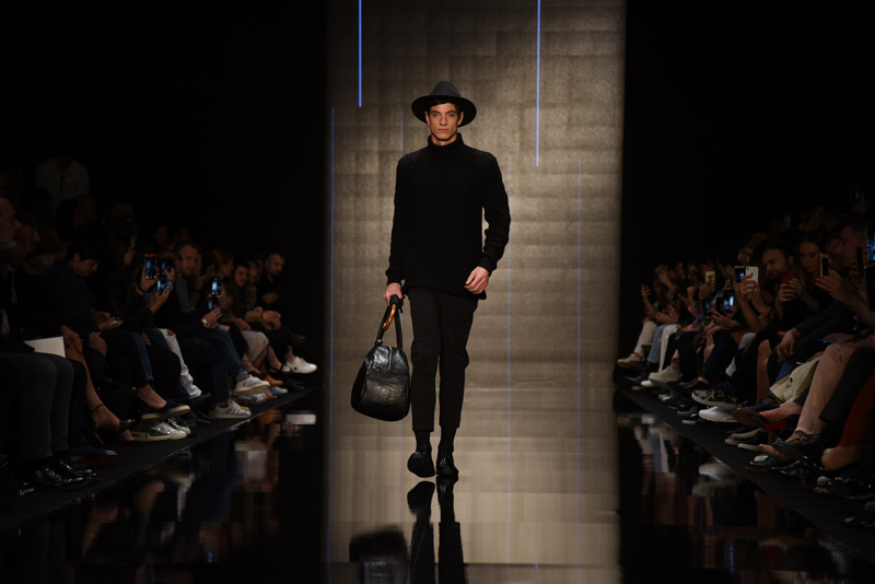 Kiğılı podyumda ezber bozdu!