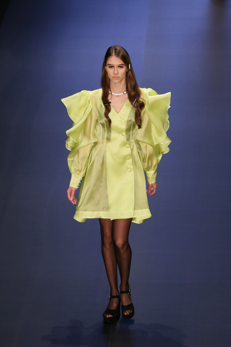 Selen Akyüz ve Tuğçe Özocak Karma 1 defilesi ile koleksiyonlarını tanıttı