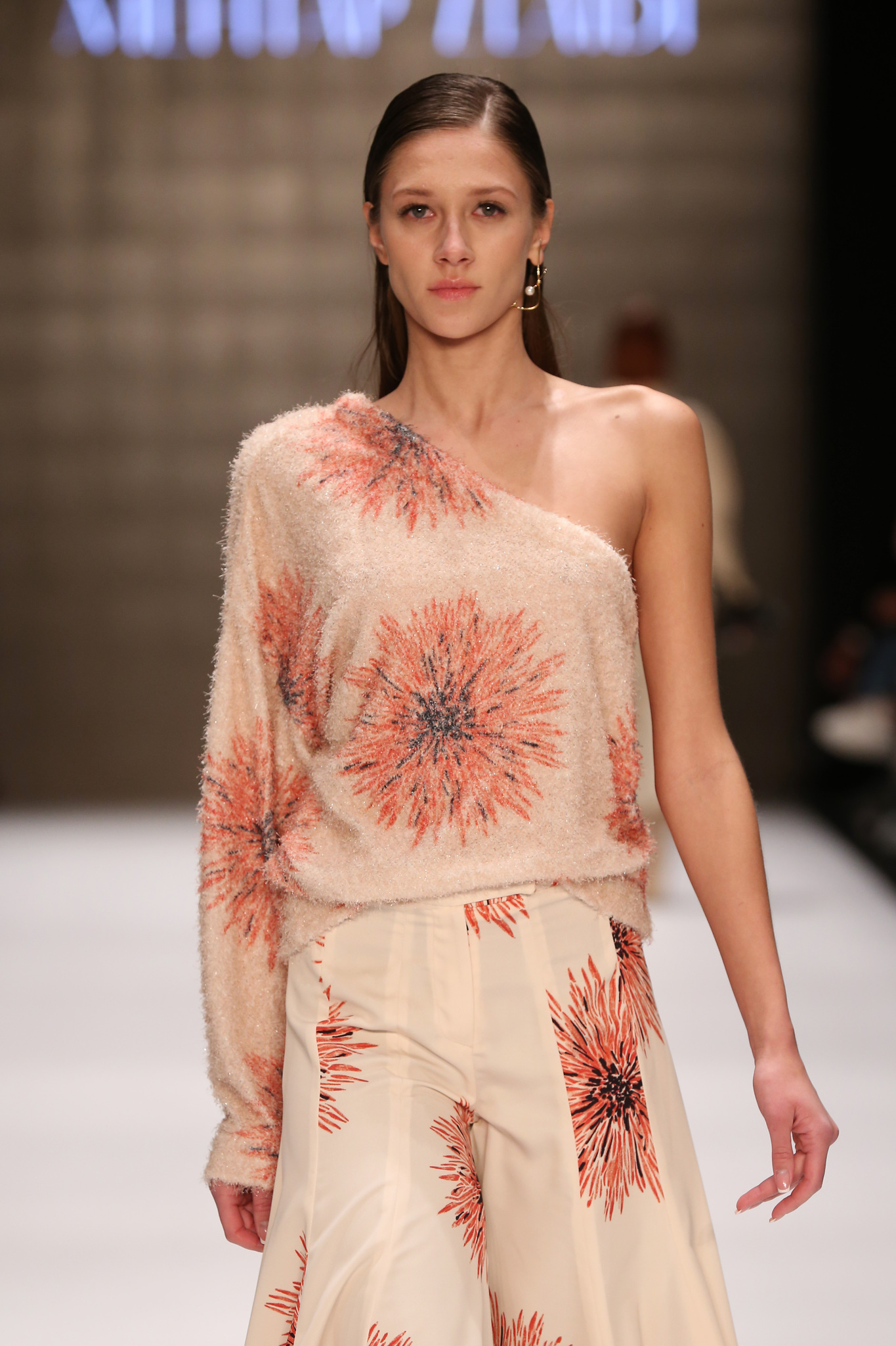 Mehtap Elaidi Sonbahar/Kış 2019 koleksiyonu