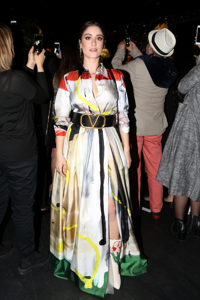 Özgür Masur, Mercedes-Benz Fashion Week İstanbul’a disko ruhunu taşıdı!