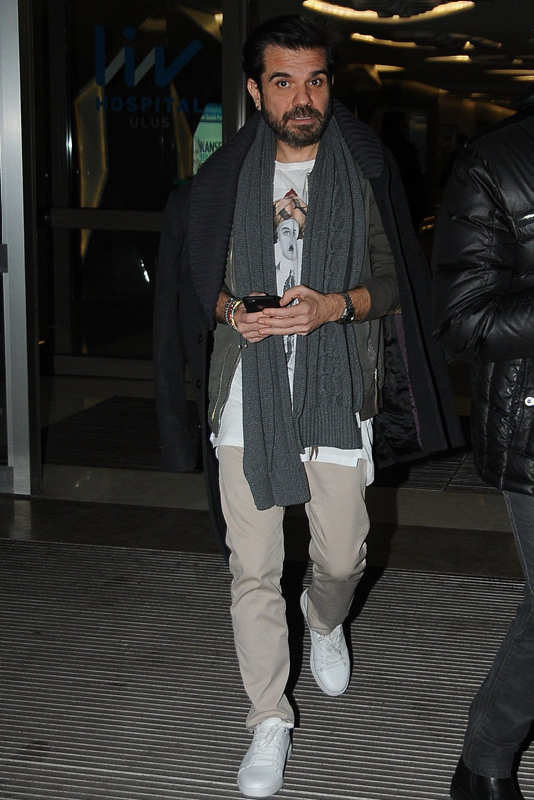 Kenan Doğulu'dan Beren Saat'e gönderme