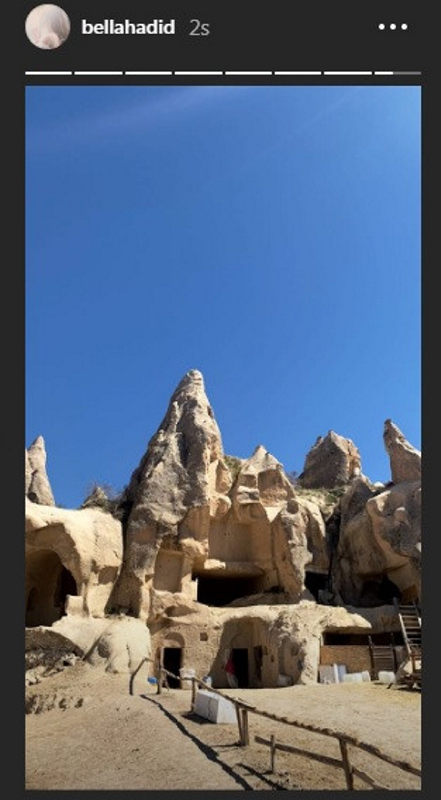 Bella Hadid Türkiye’ye övgüler yağdırdı!